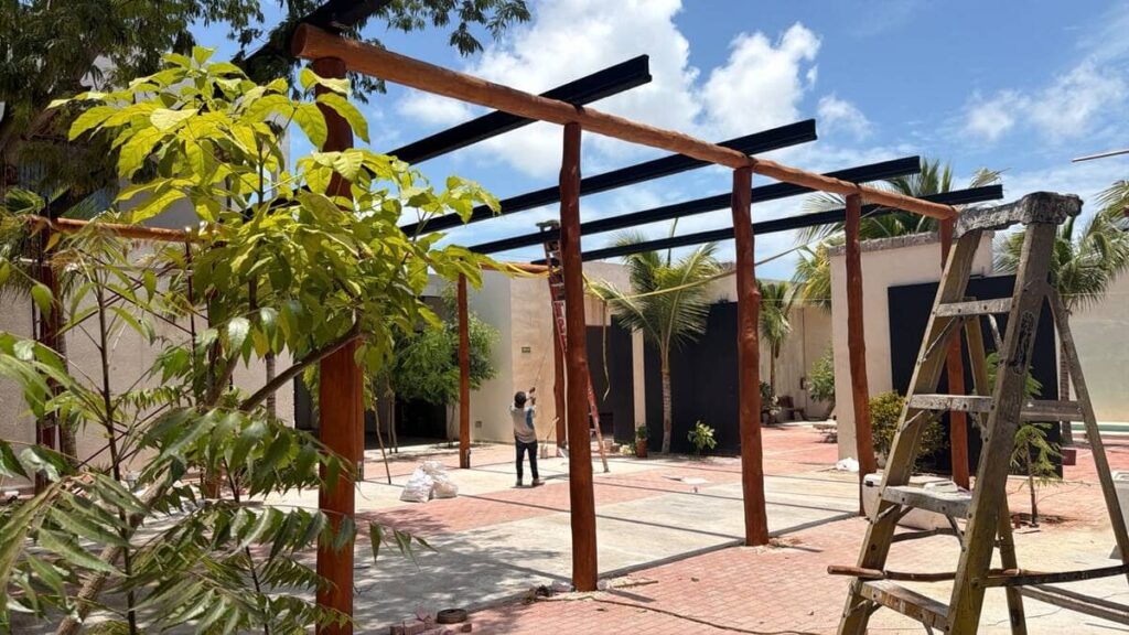 Pérgola en Salón Luna
